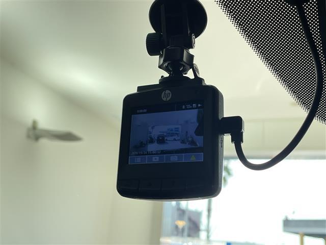 デミオ １３Ｓツーリング　マツダコネクトナビ　マツダスピードエアロ　ＢＳＭ　バックカメラ　ＨＵＤ　衝突軽減ブレーキ　シートヒーター　純正１５インチＡＷ　ＥＴＣ　ＢＴ　ドライブレコーダー　プッシュスタート　ＬＥＤヘッドライト（32枚目）