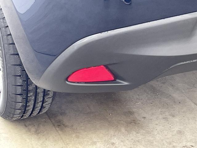 デミオ １３Ｓツーリング　マツダコネクトナビ　マツダスピードエアロ　ＢＳＭ　バックカメラ　ＨＵＤ　衝突軽減ブレーキ　シートヒーター　純正１５インチＡＷ　ＥＴＣ　ＢＴ　ドライブレコーダー　プッシュスタート　ＬＥＤヘッドライト（46枚目）