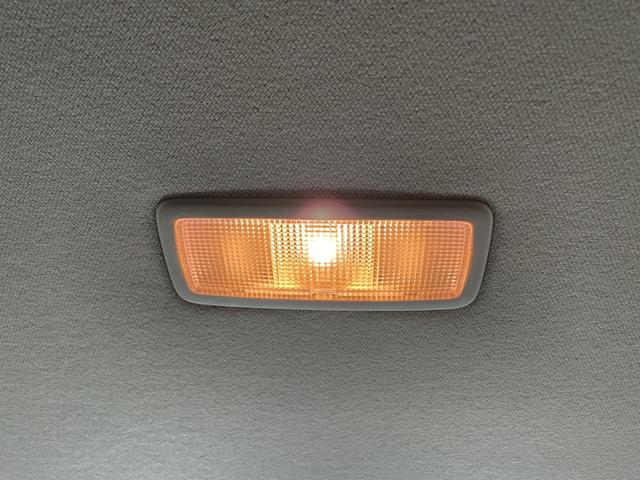 デミオ １３Ｓツーリング　マツダコネクトナビ　マツダスピードエアロ　ＢＳＭ　バックカメラ　ＨＵＤ　衝突軽減ブレーキ　シートヒーター　純正１５インチＡＷ　ＥＴＣ　ＢＴ　ドライブレコーダー　プッシュスタート　ＬＥＤヘッドライト（68枚目）