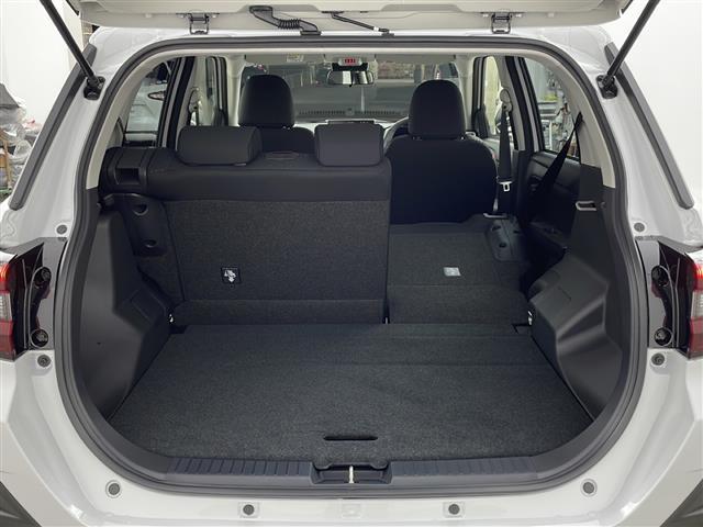 ライズ Ｚ　登録済未使用車　９型ＤＡ　バックカメラ　スマートアシスト　衝突軽減　レーダークルーズ　レーンキープ　前席シートヒーター　ＬＥＤライト　フォグ　プッシュスタート　クリアランスソナー　ＢＴ　ＨＤＭＩ　ＴＶ（17枚目）