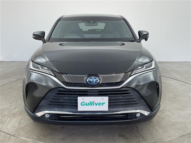 ハリアーハイブリッド Ｇ　純正８型ナビ　衝突軽減　デジタルインナーミラー　ＢＳＭ　ＰＣＳ　クリアランスソナー　バックカメラ　レーンキープ　レーダークルーズ　ハーフレザー　電動リアゲート　ＥＴＣ　ＴＶ　電動シート　ＬＥＤライト（4枚目）