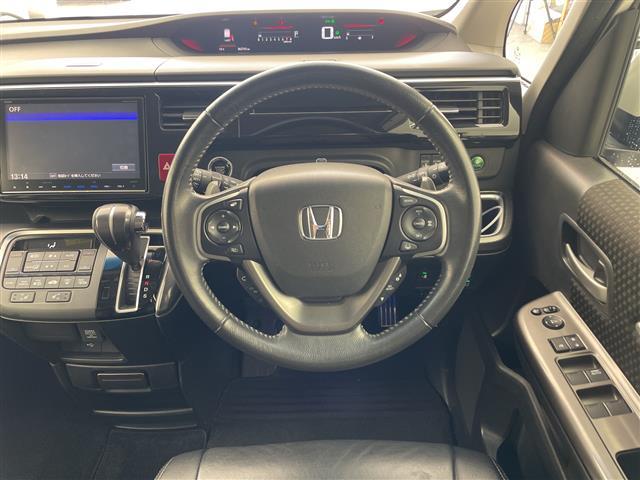 ステップワゴンスパーダ スパーダ・クールスピリット　ホンダセンシング　純正９インチナビ　マルチビューカメラシステム　ホンダセンシング　両側パワスラ（左側ハンズフリー）　デジタルインナーミラー　前後ドラレコ　無限エアロ　純正アルミホイールタイヤ　ＬＥＤライト　スペアキー（22枚目）