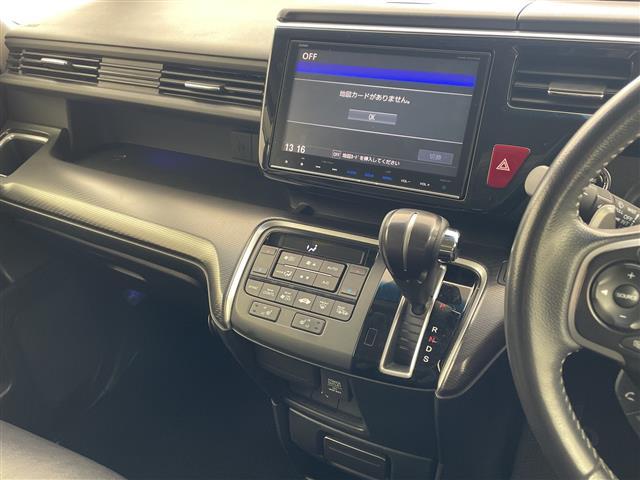 ステップワゴンスパーダ スパーダ・クールスピリット　ホンダセンシング　純正９インチナビ　マルチビューカメラシステム　ホンダセンシング　両側パワスラ（左側ハンズフリー）　デジタルインナーミラー　前後ドラレコ　無限エアロ　純正アルミホイールタイヤ　ＬＥＤライト　スペアキー（25枚目）