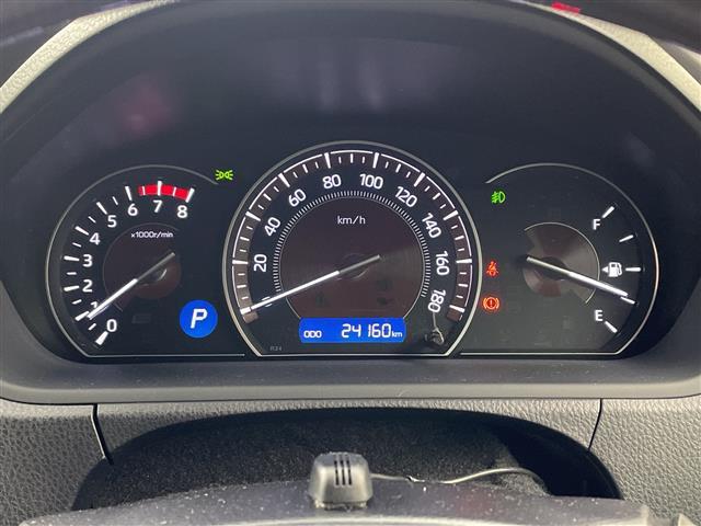 エスクァイア 　純正１０インチナビ・ビルトインＥＴＣ・純正１５インチアルミホイール・自動防眩ミラー・ＬＥＤヘッドライト・プッシュスタート・スペアキー・ステアリングリモコン・茶革ハーフレザーシート・シートヒーター（21枚目）