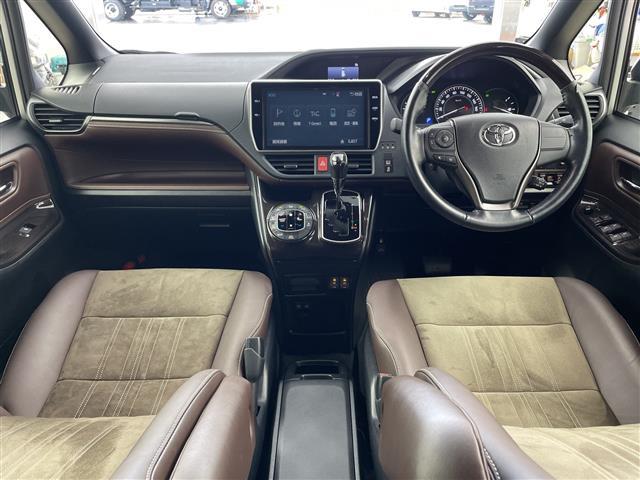 エスクァイア 　純正１０インチナビ・ビルトインＥＴＣ・純正１５インチアルミホイール・自動防眩ミラー・ＬＥＤヘッドライト・プッシュスタート・スペアキー・ステアリングリモコン・茶革ハーフレザーシート・シートヒーター（42枚目）