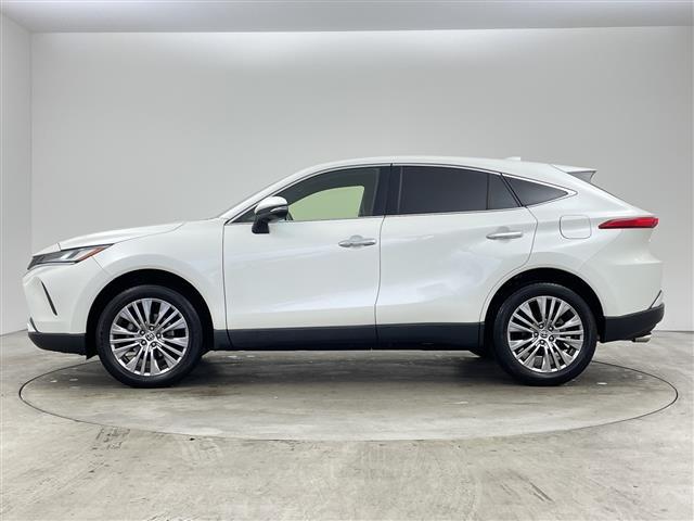 ハリアー Z 純正12型ナビ 全方位カメラ BSM JBL 衝突軽減 LTA レーダークルーズ 置くだけ充電 デジタルインナーミラー ドラレコ パワーシート ETC LEDライト ハーフレザー クリアランスソナー(7枚目)