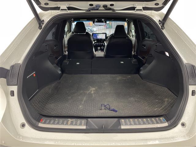 ハリアー Z 純正12型ナビ 全方位カメラ BSM JBL 衝突軽減 LTA レーダークルーズ 置くだけ充電 デジタルインナーミラー ドラレコ パワーシート ETC LEDライト ハーフレザー クリアランスソナー(17枚目)