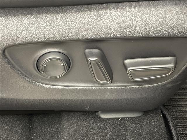 ハリアーハイブリッド Ｚ　・純正１２．３型ナビ　モデリスタエアロ　全方位カメラ　ＪＢＬ　ＢＳＭ　社外２１インチＡＷ　デジタルインナーミラー　ＢＬＩＴＺ車高調　衝突軽減　ＬＴＡ　レーダークルーズ　ＰＣＳ　ＥＴＣ　ＢＴ　ドラレコ（31枚目）