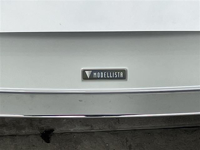 プリウス Ｓツーリングセレクション　社外メモリナビ　Ｂｌｕｅｔｏｏｔｈ接続　フルセグＴＶ　ビルトインＥＴＣ　前後ドライブレコーダー　モデリスタエアロ　ローダウン　前席シートヒーター　純正アルミホイール　純正フロアマット　バックカメラ（22枚目）