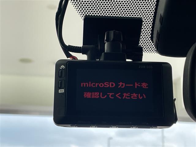 プリウス Ｓツーリングセレクション　社外メモリナビ　Ｂｌｕｅｔｏｏｔｈ接続　フルセグＴＶ　ビルトインＥＴＣ　前後ドライブレコーダー　モデリスタエアロ　ローダウン　前席シートヒーター　純正アルミホイール　純正フロアマット　バックカメラ（35枚目）