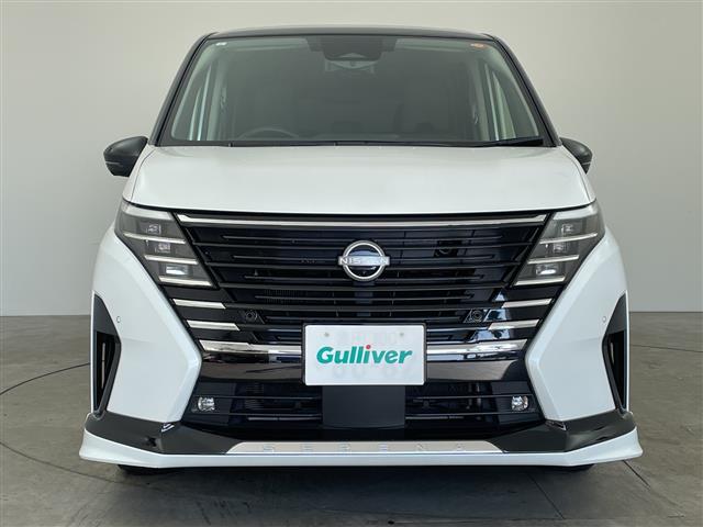 セレナ e-パワー ハイウェイスターV 純正12.3型ナビ プロパイロット 全方位カメラ BSM デジタルインナーミラー 両側電動スライド エマージェンシーブレーキ キープレーン ワイヤレス充電 前後ドラレコ LEDライト ETC フルセグ(4枚目)