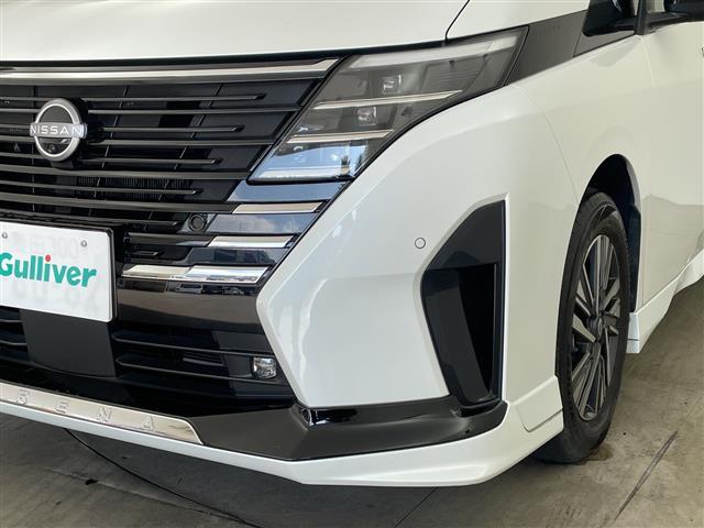 セレナ e-パワー ハイウェイスターV 純正12.3型ナビ プロパイロット 全方位カメラ BSM デジタルインナーミラー 両側電動スライド エマージェンシーブレーキ キープレーン ワイヤレス充電 前後ドラレコ LEDライト ETC フルセグ(40枚目)