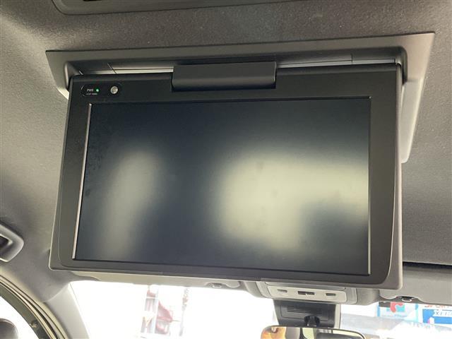 ノア Si ダブルバイビー バックカメラ・クルーズコントロール・両側パワースライドドア・ビルトインETC・前方ドライブレコーダー・アイドリングストップ・ステアリングスイッチ・プッシュスタート・スマートキー・スペアキー1本(24枚目)