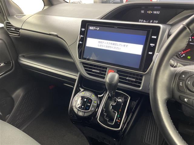 ノア Si ダブルバイビー バックカメラ・クルーズコントロール・両側パワースライドドア・ビルトインETC・前方ドライブレコーダー・アイドリングストップ・ステアリングスイッチ・プッシュスタート・スマートキー・スペアキー1本(25枚目)