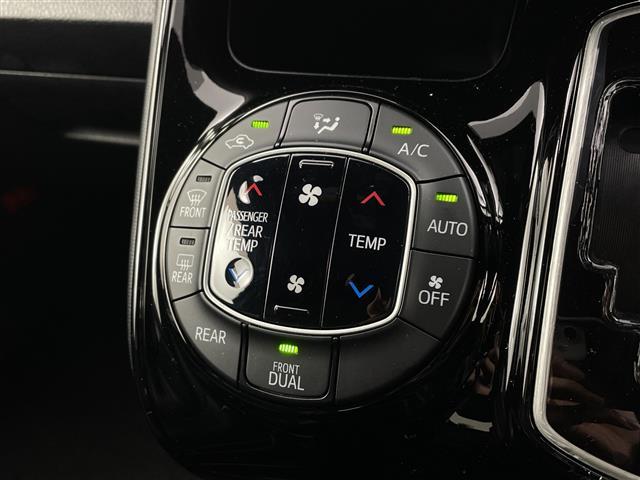 ノア Si ダブルバイビー バックカメラ・クルーズコントロール・両側パワースライドドア・ビルトインETC・前方ドライブレコーダー・アイドリングストップ・ステアリングスイッチ・プッシュスタート・スマートキー・スペアキー1本(27枚目)