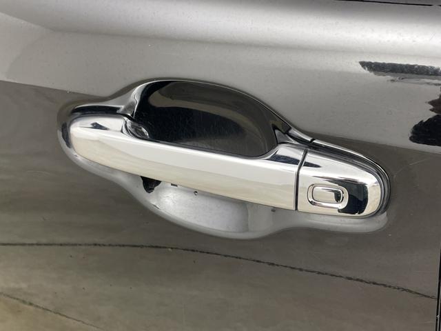 ノア Si ダブルバイビー バックカメラ・クルーズコントロール・両側パワースライドドア・ビルトインETC・前方ドライブレコーダー・アイドリングストップ・ステアリングスイッチ・プッシュスタート・スマートキー・スペアキー1本(48枚目)