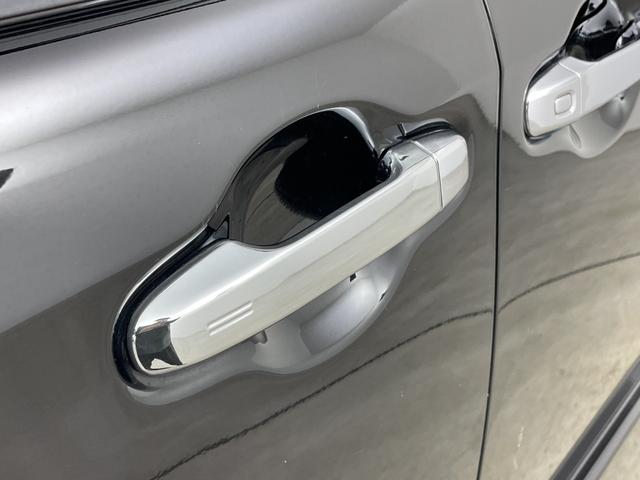 ノア Si ダブルバイビー バックカメラ・クルーズコントロール・両側パワースライドドア・ビルトインETC・前方ドライブレコーダー・アイドリングストップ・ステアリングスイッチ・プッシュスタート・スマートキー・スペアキー1本(51枚目)