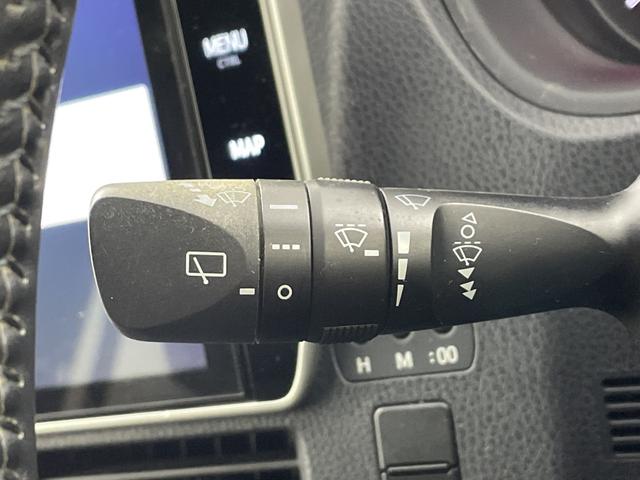 ノア Si ダブルバイビー バックカメラ・クルーズコントロール・両側パワースライドドア・ビルトインETC・前方ドライブレコーダー・アイドリングストップ・ステアリングスイッチ・プッシュスタート・スマートキー・スペアキー1本(64枚目)