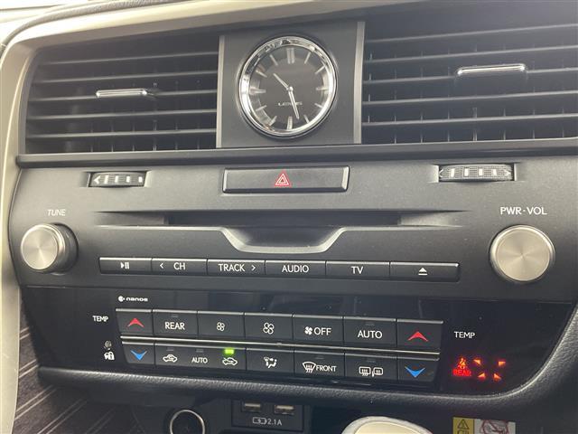 RX RX450hL ・サンルーフ・電動リアゲート・レーダークルーズコントロール・アダプティブハイビーム・置くだけ充電・スマートキー・プッシュスタート・スペアキー2本(カードキーあり)・ビルトインETC・バックカメラ(28枚目)