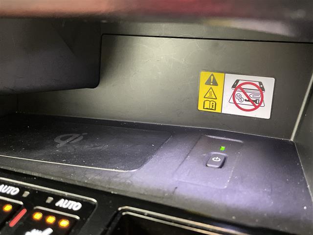 RX RX450hL ・サンルーフ・電動リアゲート・レーダークルーズコントロール・アダプティブハイビーム・置くだけ充電・スマートキー・プッシュスタート・スペアキー2本(カードキーあり)・ビルトインETC・バックカメラ(31枚目)