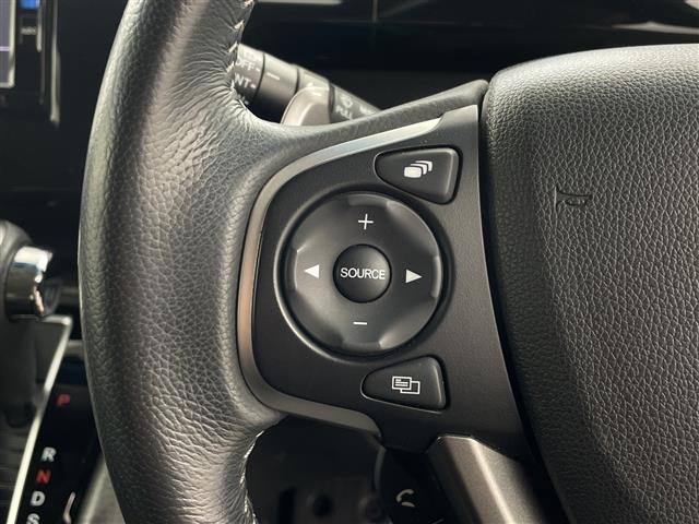ステップワゴンスパーダ スパーダ　ホンダセンシング　純正７インチナビ　フルセグＴＶ　Ｂｌｕｅｔｏｏｔｈ接続　バックカメラ　ＨＯＮＤＡＳＥＮＳＩＮＧ　パドルシフト　前後ドライブレコーダー　両側パワースライドドア　ビルトインＥＴＣ　スペアキー　純正アルミ（23枚目）
