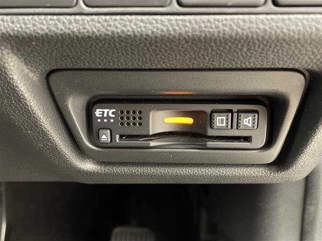 ステップワゴンスパーダ スパーダ　ホンダセンシング　純正７インチナビ　フルセグＴＶ　Ｂｌｕｅｔｏｏｔｈ接続　バックカメラ　ＨＯＮＤＡＳＥＮＳＩＮＧ　パドルシフト　前後ドライブレコーダー　両側パワースライドドア　ビルトインＥＴＣ　スペアキー　純正アルミ（34枚目）