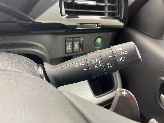 ステップワゴンスパーダ スパーダ　ホンダセンシング　純正７インチナビ　フルセグＴＶ　Ｂｌｕｅｔｏｏｔｈ接続　バックカメラ　ＨＯＮＤＡＳＥＮＳＩＮＧ　パドルシフト　前後ドライブレコーダー　両側パワースライドドア　ビルトインＥＴＣ　スペアキー　純正アルミ（60枚目）