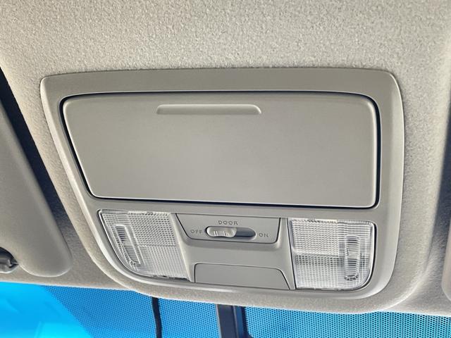 ステップワゴンスパーダ スパーダ　ホンダセンシング　純正７インチナビ　フルセグＴＶ　Ｂｌｕｅｔｏｏｔｈ接続　バックカメラ　ＨＯＮＤＡＳＥＮＳＩＮＧ　パドルシフト　前後ドライブレコーダー　両側パワースライドドア　ビルトインＥＴＣ　スペアキー　純正アルミ（62枚目）