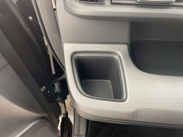 ステップワゴンスパーダ スパーダ　ホンダセンシング　純正７インチナビ　フルセグＴＶ　Ｂｌｕｅｔｏｏｔｈ接続　バックカメラ　ＨＯＮＤＡＳＥＮＳＩＮＧ　パドルシフト　前後ドライブレコーダー　両側パワースライドドア　ビルトインＥＴＣ　スペアキー　純正アルミ（75枚目）