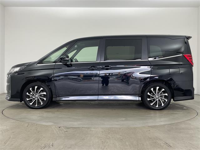 ノア ハイブリッドS-Z フルセグTV・BT・バックカメラ・前席シートヒーター・前後ドライブレコーダー・ビルトインETC2.0・両側パワースライドドア・純正フリップダウンモニター・デジタルインナーミラー・フォグランプ(6枚目)