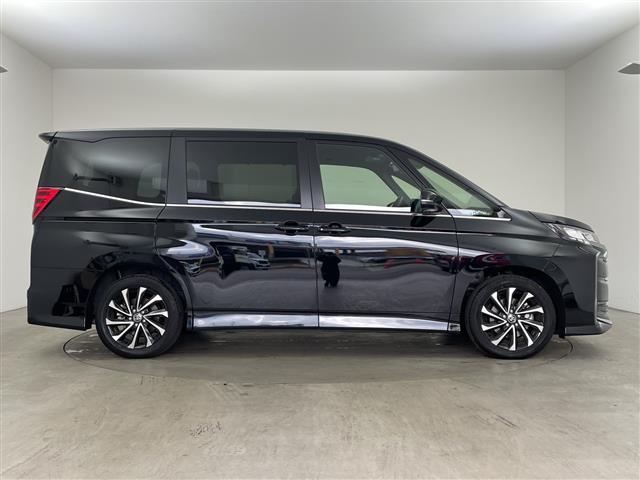 ノア ハイブリッドS-Z フルセグTV・BT・バックカメラ・前席シートヒーター・前後ドライブレコーダー・ビルトインETC2.0・両側パワースライドドア・純正フリップダウンモニター・デジタルインナーミラー・フォグランプ(7枚目)