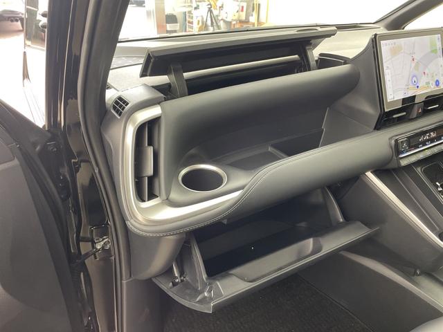 ノア ハイブリッドS-Z フルセグTV・BT・バックカメラ・前席シートヒーター・前後ドライブレコーダー・ビルトインETC2.0・両側パワースライドドア・純正フリップダウンモニター・デジタルインナーミラー・フォグランプ(73枚目)