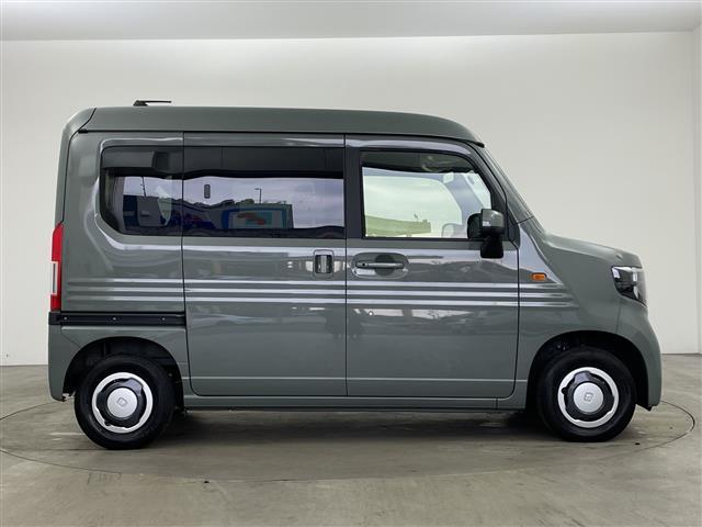 Ｎ－ＶＡＮ ファン　純正８インチナビ　ＴＶ　バックカメラ　ビルトインＥＴＣ　衝突軽減ブレーキ　レーダークルーズコントロール　誤発進抑制機能　オートハイビーム　レーンキープ　ＬＥＤヘッドライト　フォグランプ　スマートキー（6枚目）