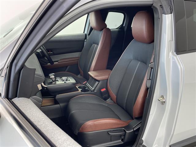 ＭＸ－３０ ベースグレード　・インダストリアルクラシック・セーフティパッケージ・３６０°セーフティパッケージ・純正ナビ＆ＴＶ＆ＢＴ＆ＨＤＭＩ＆ＵＳＢ・１オーナー・ステアリングヒーター・パドルシフト・ＨＵＤ・ＢＳＭ（13枚目）