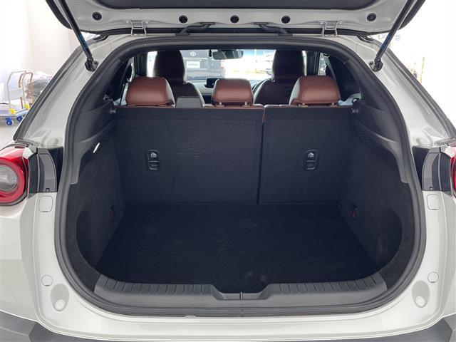 ＭＸ－３０ ベースグレード　・インダストリアルクラシック・セーフティパッケージ・３６０°セーフティパッケージ・純正ナビ＆ＴＶ＆ＢＴ＆ＨＤＭＩ＆ＵＳＢ・１オーナー・ステアリングヒーター・パドルシフト・ＨＵＤ・ＢＳＭ（16枚目）