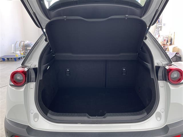 ＭＸ－３０ ベースグレード　・インダストリアルクラシック・セーフティパッケージ・３６０°セーフティパッケージ・純正ナビ＆ＴＶ＆ＢＴ＆ＨＤＭＩ＆ＵＳＢ・１オーナー・ステアリングヒーター・パドルシフト・ＨＵＤ・ＢＳＭ（17枚目）