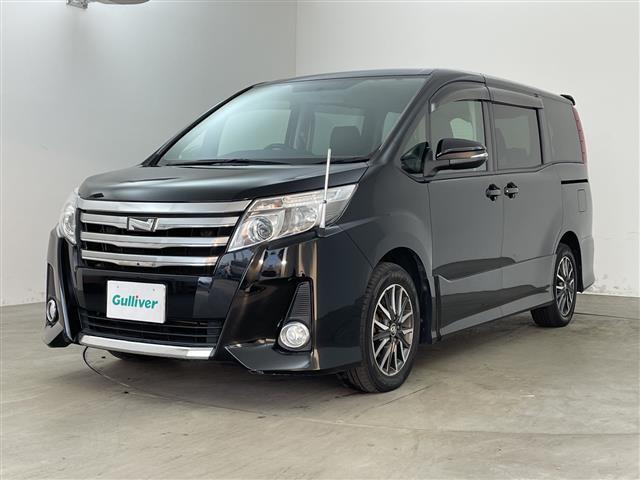 ノア Ｓｉ　純正ナビ　ＴＶ　ビルトインＥＴＣ　フリップダウンモニター　バックカメラ　両側パワースライドドア　ＬＥＤヘッドライト　純正１６インチアルミホイール　アイドリングストップ　純正フロアマット　スマートキー（2枚目）