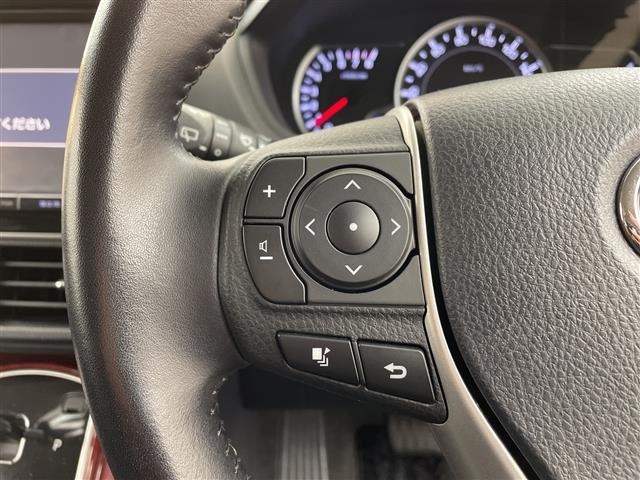 ノア Ｓｉ　純正ナビ　ＴＶ　ビルトインＥＴＣ　フリップダウンモニター　バックカメラ　両側パワースライドドア　ＬＥＤヘッドライト　純正１６インチアルミホイール　アイドリングストップ　純正フロアマット　スマートキー（24枚目）