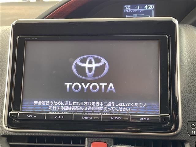 ノア Ｓｉ　純正ナビ　ＴＶ　ビルトインＥＴＣ　フリップダウンモニター　バックカメラ　両側パワースライドドア　ＬＥＤヘッドライト　純正１６インチアルミホイール　アイドリングストップ　純正フロアマット　スマートキー（26枚目）