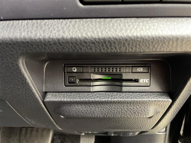 ノア Ｓｉ　純正ナビ　ＴＶ　ビルトインＥＴＣ　フリップダウンモニター　バックカメラ　両側パワースライドドア　ＬＥＤヘッドライト　純正１６インチアルミホイール　アイドリングストップ　純正フロアマット　スマートキー（34枚目）