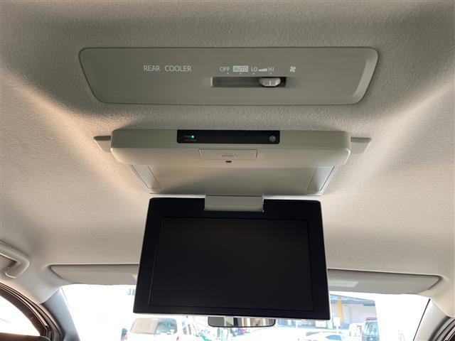 ノア Ｓｉ　純正ナビ　ＴＶ　ビルトインＥＴＣ　フリップダウンモニター　バックカメラ　両側パワースライドドア　ＬＥＤヘッドライト　純正１６インチアルミホイール　アイドリングストップ　純正フロアマット　スマートキー（35枚目）