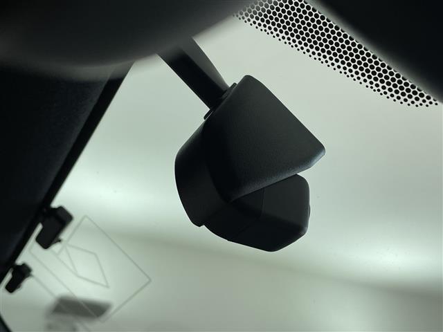 ハイエースバン スーパーＧＬ　ダーク　プライムＩＩ　・モデリスタエアロ・純正７インチナビ＆フルセグ＆ＢＴ＆ＤＶＤ・パノラマミックビューモニター・両側スライドドア・ステアリングスイッチ・ハーフレザーシート・前方ドライブレコーダー・ビルトインＥＴＣ・ＬＥＤ（30枚目）