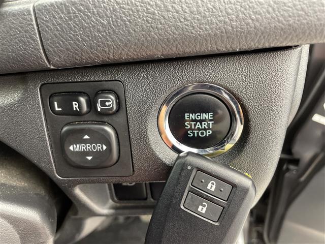 ハイエースバン スーパーＧＬ　ダーク　プライムＩＩ　・モデリスタエアロ・純正７インチナビ＆フルセグ＆ＢＴ＆ＤＶＤ・パノラマミックビューモニター・両側スライドドア・ステアリングスイッチ・ハーフレザーシート・前方ドライブレコーダー・ビルトインＥＴＣ・ＬＥＤ（32枚目）