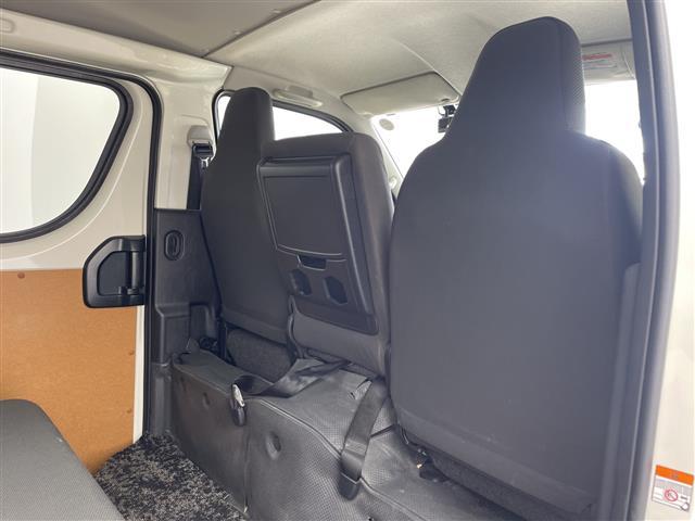 ハイエースバン ロングDX GLパッケージ 社外ナビ TV パノラミックビューモニター ETC 前後ドライブレコーダー プリクラッシュセーフティ レーンディパーチャーアラート オートマチックハイビーム ベットキット 社外16インチアルミホイール(10枚目)