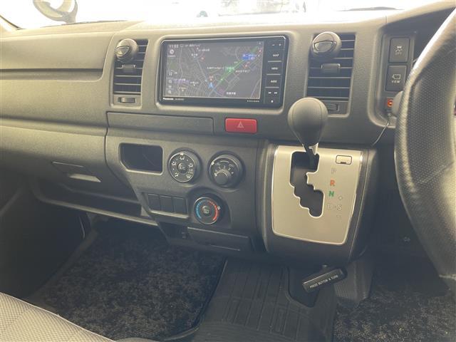 ハイエースバン ロングDX GLパッケージ 社外ナビ TV パノラミックビューモニター ETC 前後ドライブレコーダー プリクラッシュセーフティ レーンディパーチャーアラート オートマチックハイビーム ベットキット 社外16インチアルミホイール(23枚目)