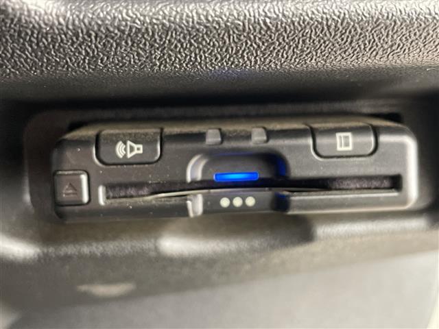 ハイエースバン ロングDX GLパッケージ 社外ナビ TV パノラミックビューモニター ETC 前後ドライブレコーダー プリクラッシュセーフティ レーンディパーチャーアラート オートマチックハイビーム ベットキット 社外16インチアルミホイール(31枚目)