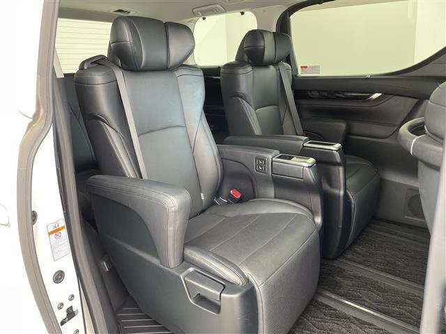 アルファード ２．５Ｓ　Ｃパッケージ　純正ナビ　ＴＶ　バックカメラ　モデリスタ　ＴＥＩＮ車高調　社外２１インチアルミホイール　プリクラッシュセーフティ　レーントレーシングアシスト　アダプティブハイビームシステム　革シート　ベンチレーション（11枚目）