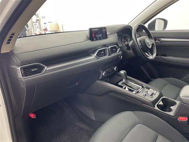 ＣＸ－５ ＸＤ　プロアクティブ　純正ナビ　ＴＶ　バックカメラ　サイドカメラ　スマートブレーキサポート　スマートシティブレーキサポート　アダプティブＬＥＤヘッドライト　シートヒーター　ドライブレコーダー　純正１９インチアルミホイール（12枚目）