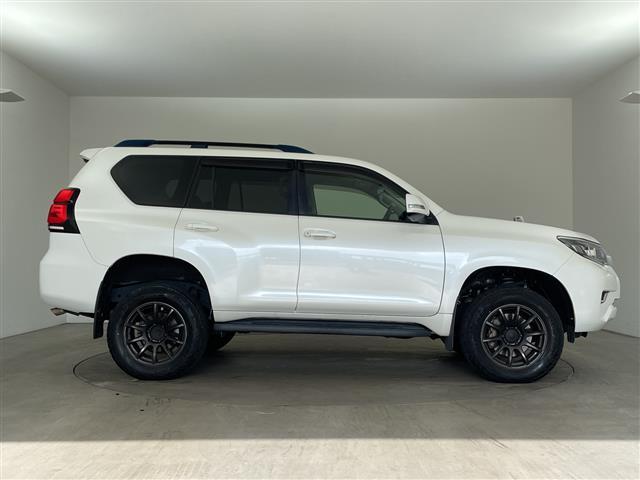 ランドクルーザープラド TX 社外ナビ TV バックカメラ リフトアップ プリクラッシュセーフティー レーンディパーチャーアラート オートマチックハイビーム レーダークルーズコントロール RAYSアルミホイール ドライブレコーダー(6枚目)