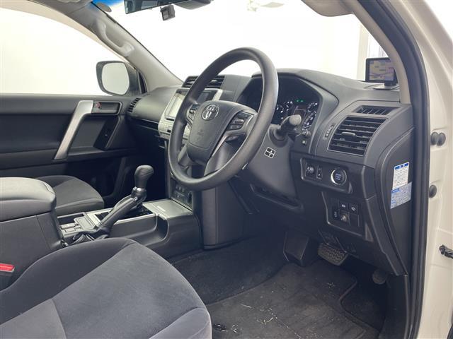 ランドクルーザープラド TX 社外ナビ TV バックカメラ リフトアップ プリクラッシュセーフティー レーンディパーチャーアラート オートマチックハイビーム レーダークルーズコントロール RAYSアルミホイール ドライブレコーダー(8枚目)